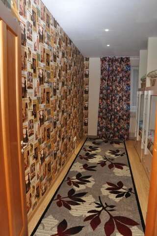 Хостелы ART Hostel Алматы Кровать в общем 8-местном номере для мужчин и женщин-12